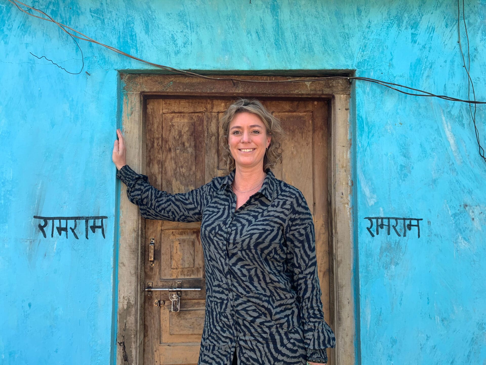 Jitske-Kramer-veldwerk.-Fotograaf-Sophie-Brouwer-scaled