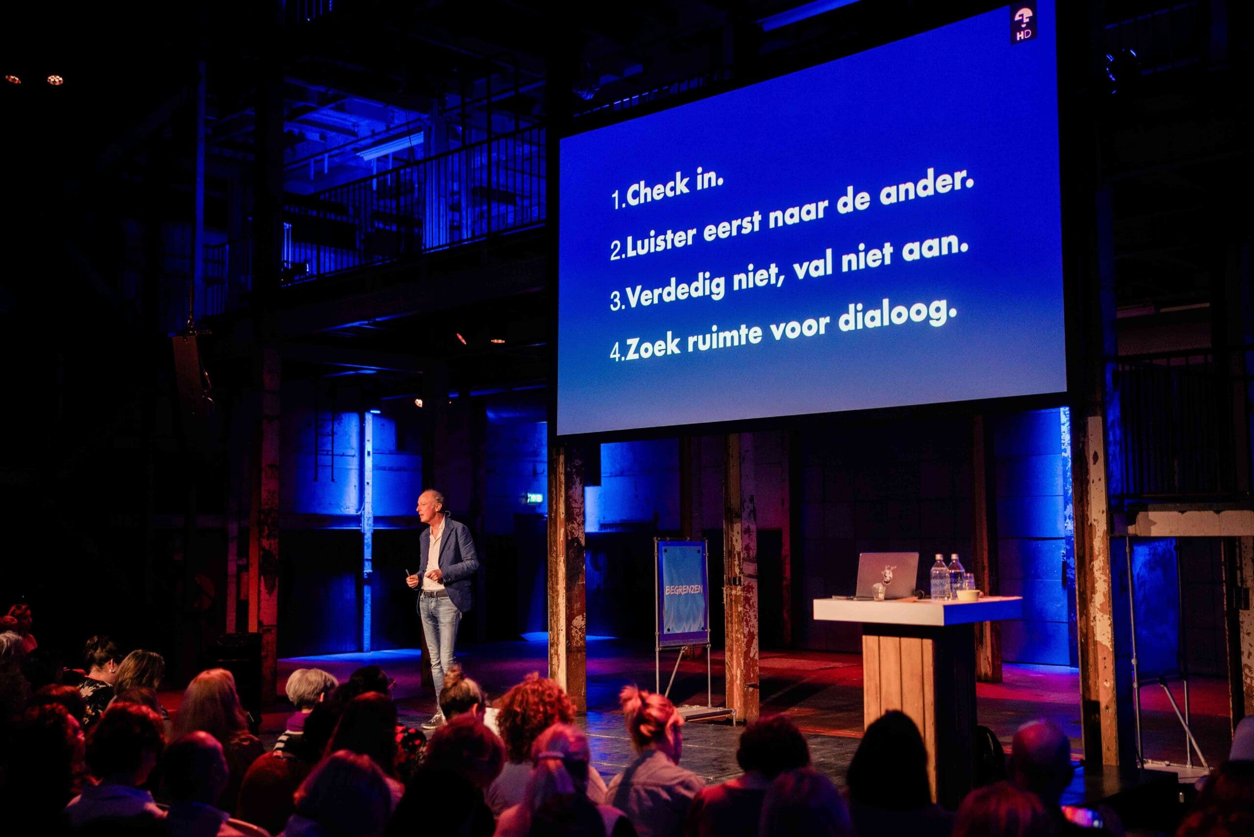 HumanDimensions-DDE-0577