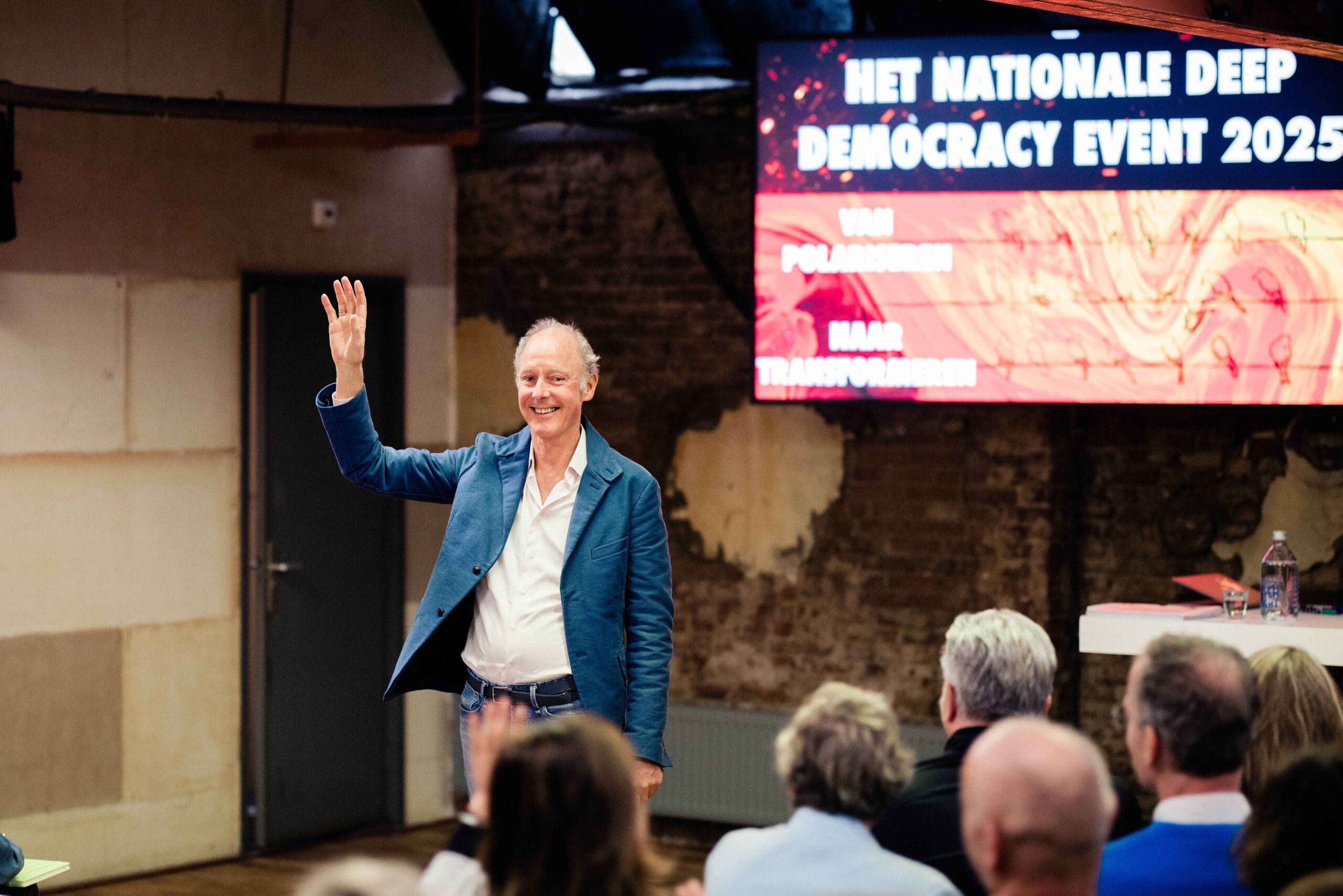 HumanDimensions-DDE-0964